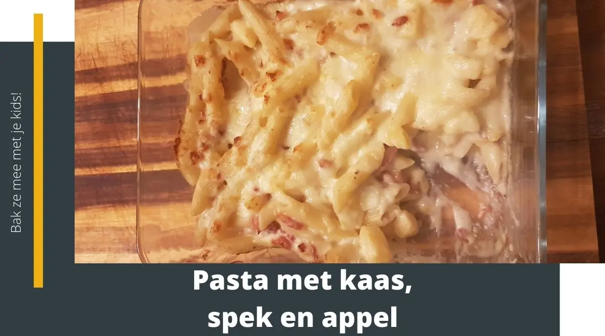 Pasta met kaas spek en appel